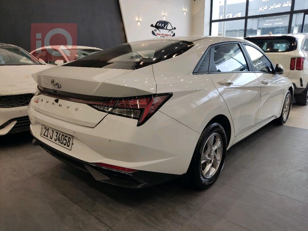 هیوندای ئەڤانتی